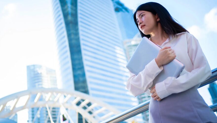 Thaïlande : permis de travail temporaire immédiat pour les entreprises non-BOI