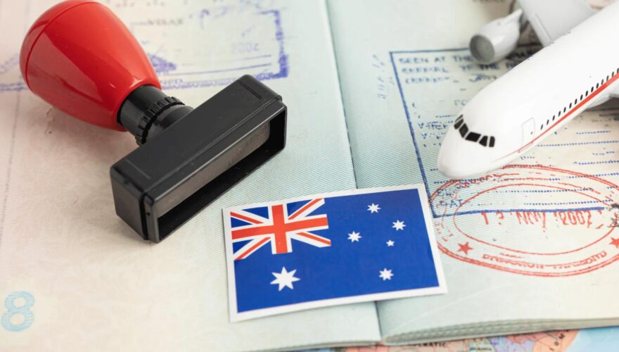 Australie : nouveaux délais pour les visas de travail