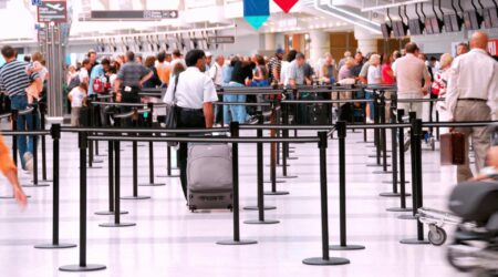 UE : l&rsquo;EES provoque des délais allant jusqu&rsquo;à 5h aux frontières Schengen